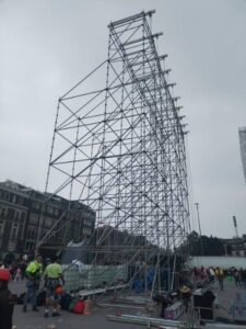 PANTALLA EN ZOCALO 3